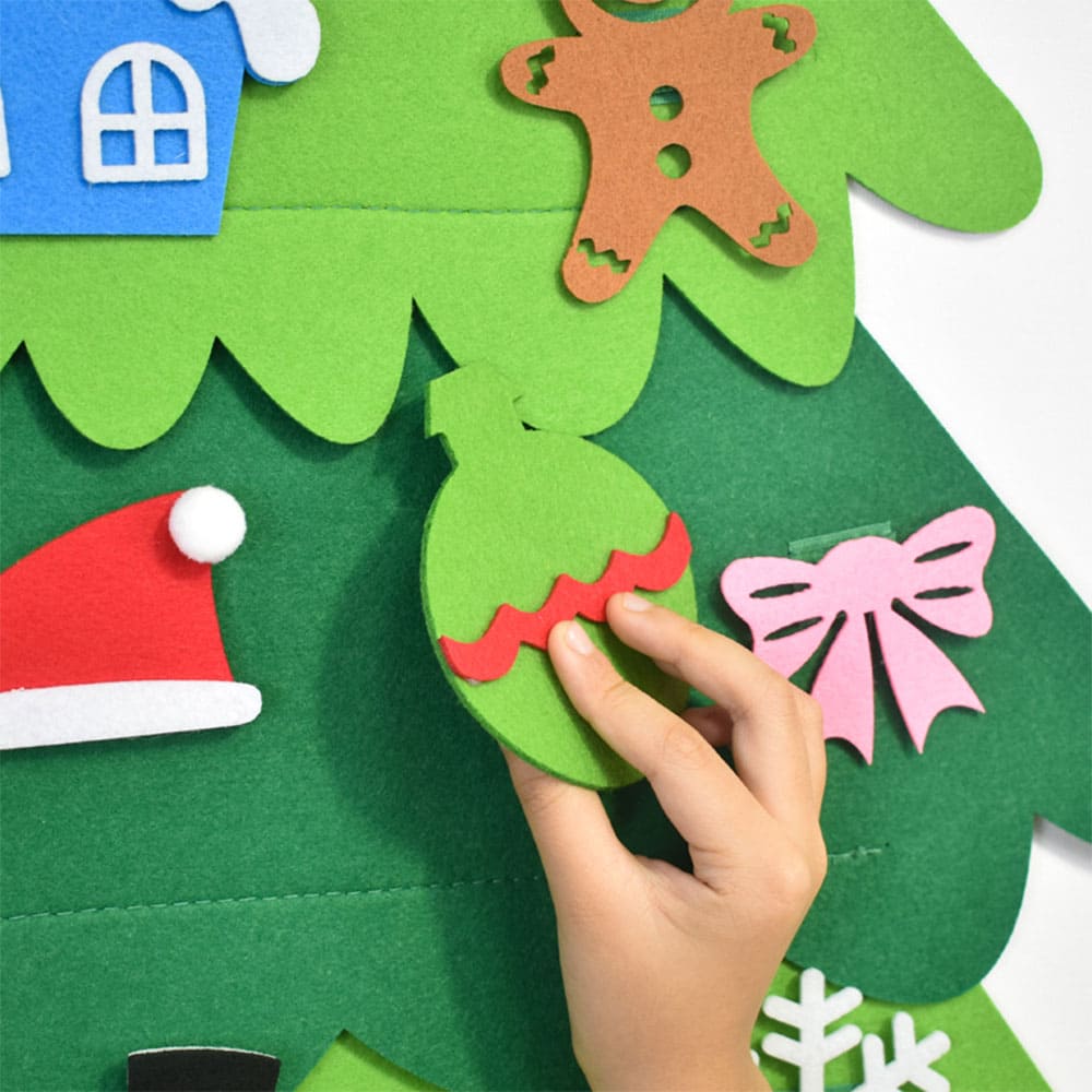 Custom Eco-Friendly Felt Christmas Tree with LED Lights 30+ Detachable Ornaments for Home Holiday Decoration