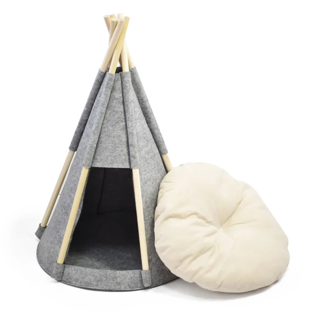 zoe felt cat house